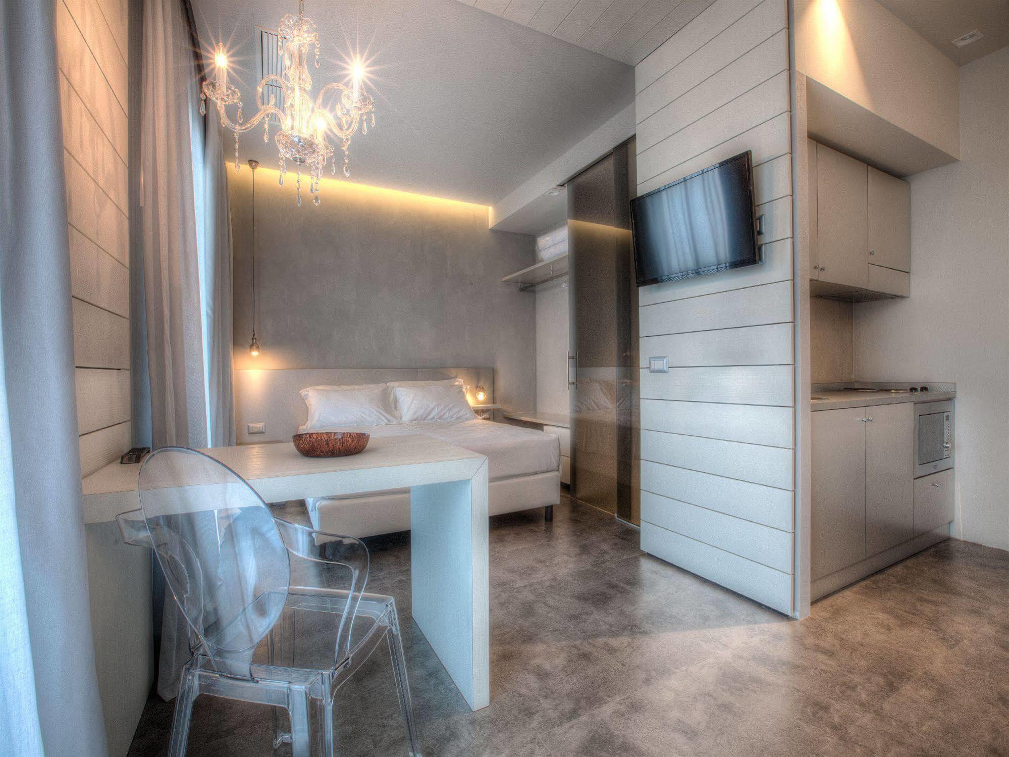 Bell Suite Hotel Bellaria-Igea Marina Bagian luar foto