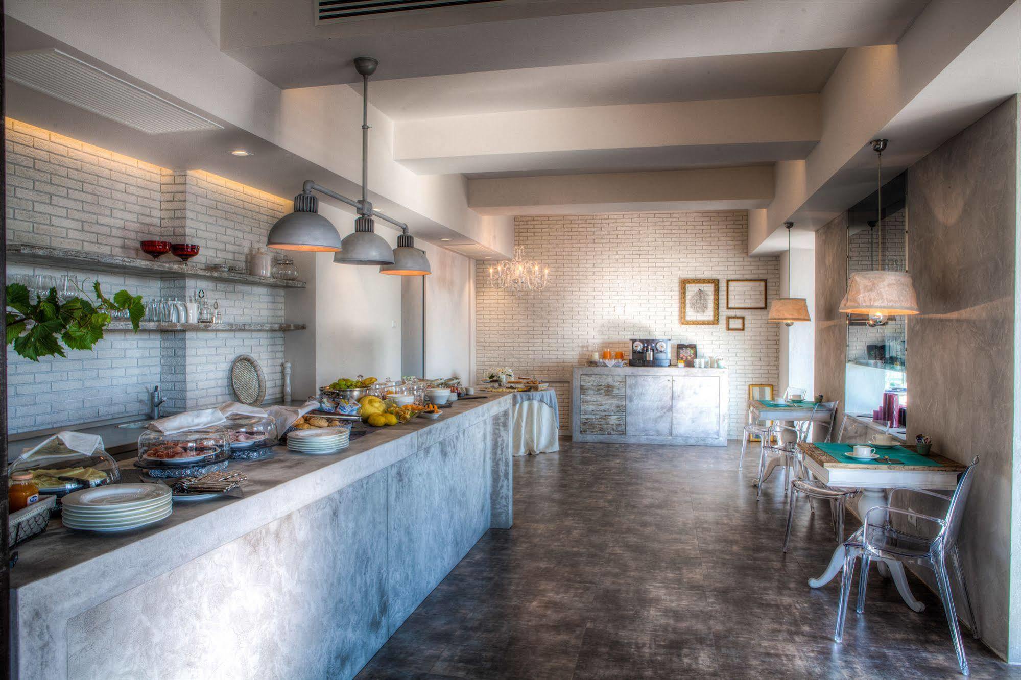 Bell Suite Hotel Bellaria-Igea Marina Bagian luar foto